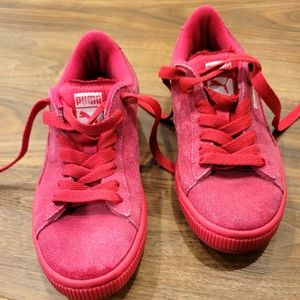 Puma pink shoes